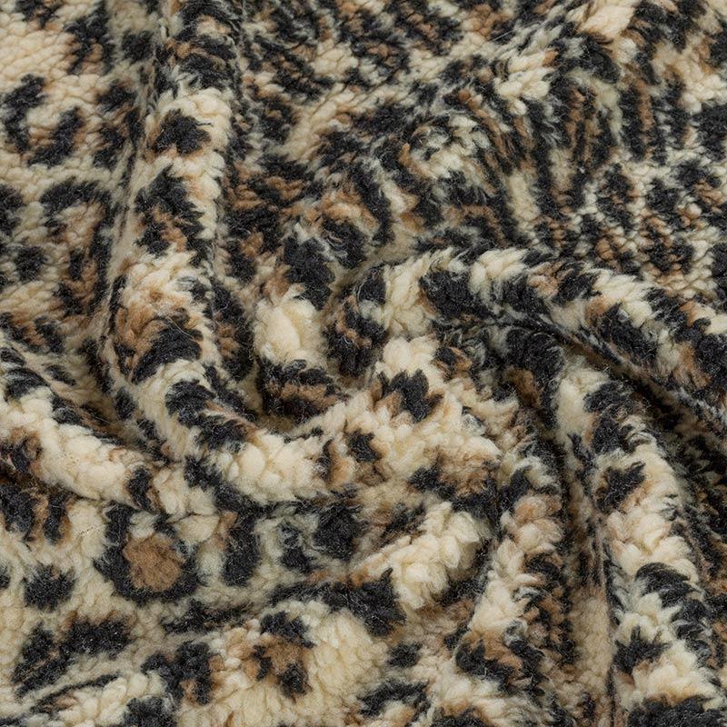 What are the characteristics and benefits of Rabbit Polyester Fur?